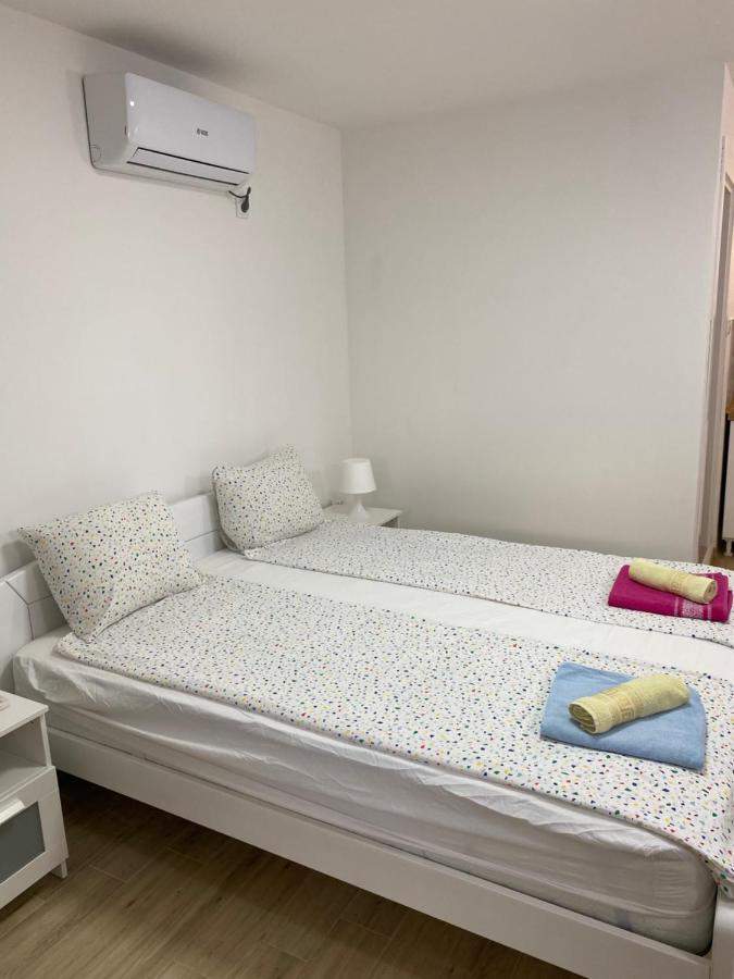 Garden Apartmani 3 Belgrado Exterior foto